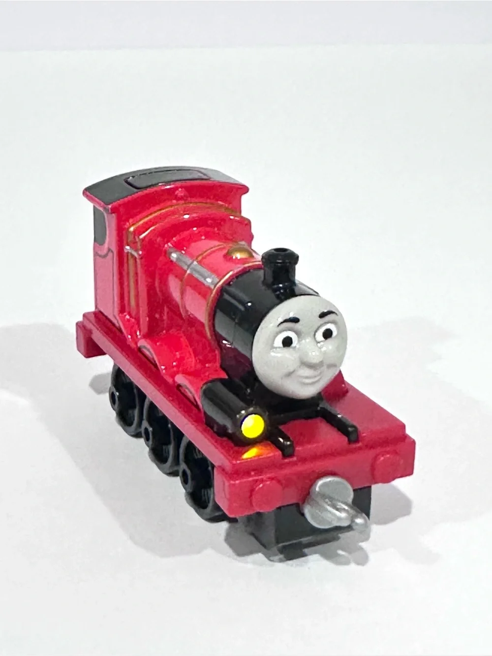 Thomas & Friends Adventures Talking Dino Discovery James with Tender Diecast